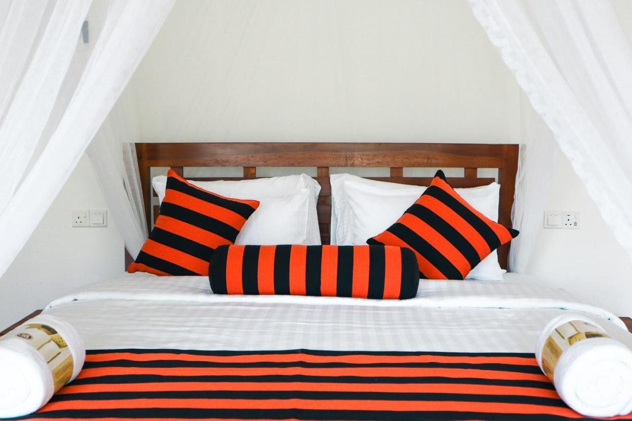 Duet Hearts Bed and Breakfast Ella Eksteriør billede